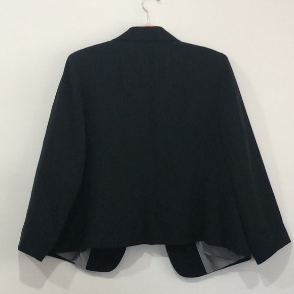 Tahari 16W in perfect condition jacket suit - Picture 5 of 5